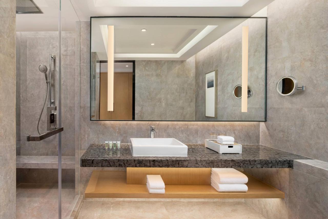 Courtyard By Marriott Hangzhou West Екстериор снимка